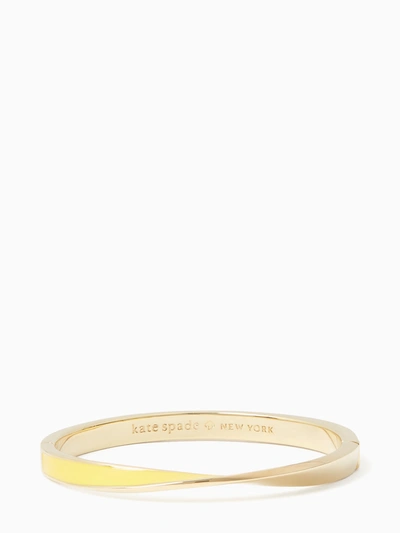 Kate Spade Do The Twist Hinged Bangle In Yellow