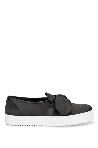 Rebecca Minkoff Lace-up Leather Low-top Sneakers In Black