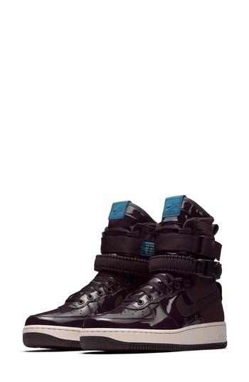 nike leather high tops womens