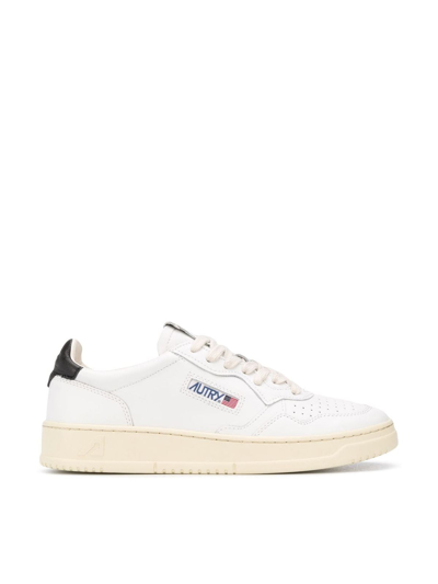 Autry Medalist Low-top Sneakers In White