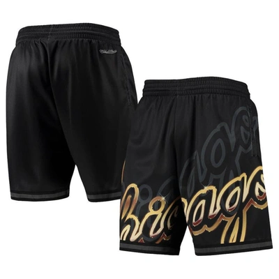 Mitchell & Ness Men's  Black Chicago Bulls Big Face 4.0 Fashion Shorts
