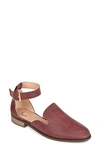 Journee Collection Loreta Flat In Wine