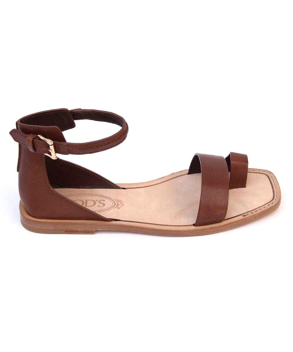 tods flat sandals