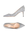 Gianvito Rossi Pumps In Light Grey