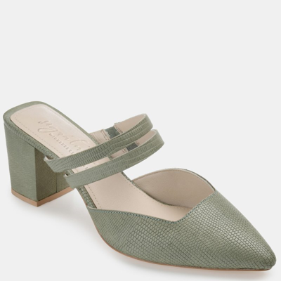 Journee Signature Signature Women's Genuine Leather Tru Comfort Foam Kaitlynn Pump In Green