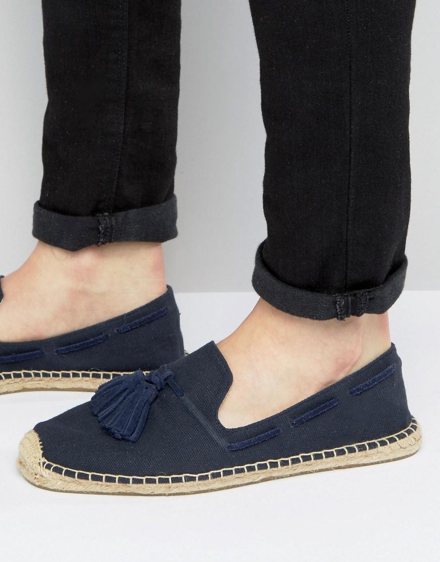 espadrilles with tassels