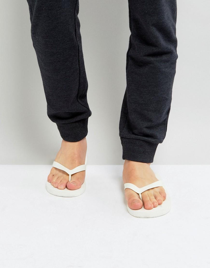 ben sherman flip flops