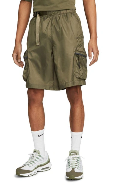 Nike Men's  Sportswear Tech Essentials Woven Unlined Utility Shorts In Green