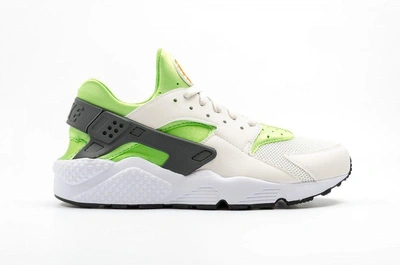 Nike Airhuarache In Actiongreen