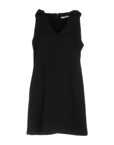 Glamorous Short Dresses In Black
