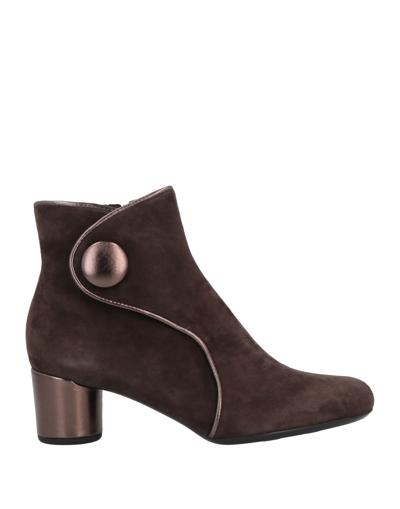 Pas De Rouge Ankle Boots In Brown
