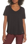 Alo Yoga Playa Scoop-neck Tee In Black