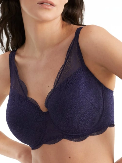 Simone Perele Karma 3d Molded Bra With Triangle Lace In Midnight