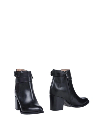 Alberto Fermani Ankle Boot In Black