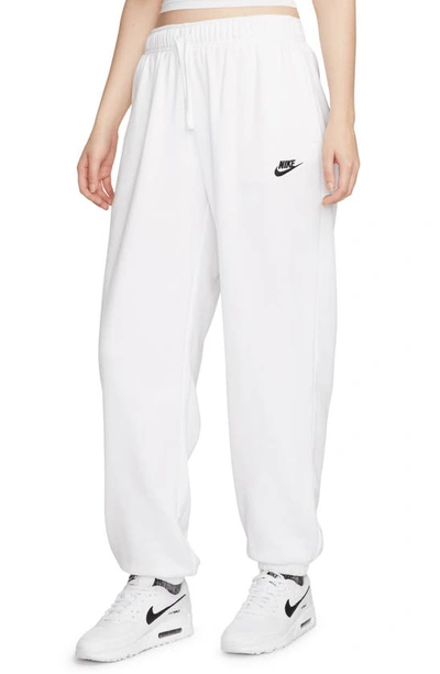 Nike Women's  Sportswear Club Fleece Mid-rise Oversized Sweatpants In White/black