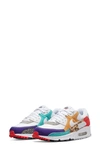Nike Air Max 90 Se Sneaker In White/ Light Curry/ Habanero