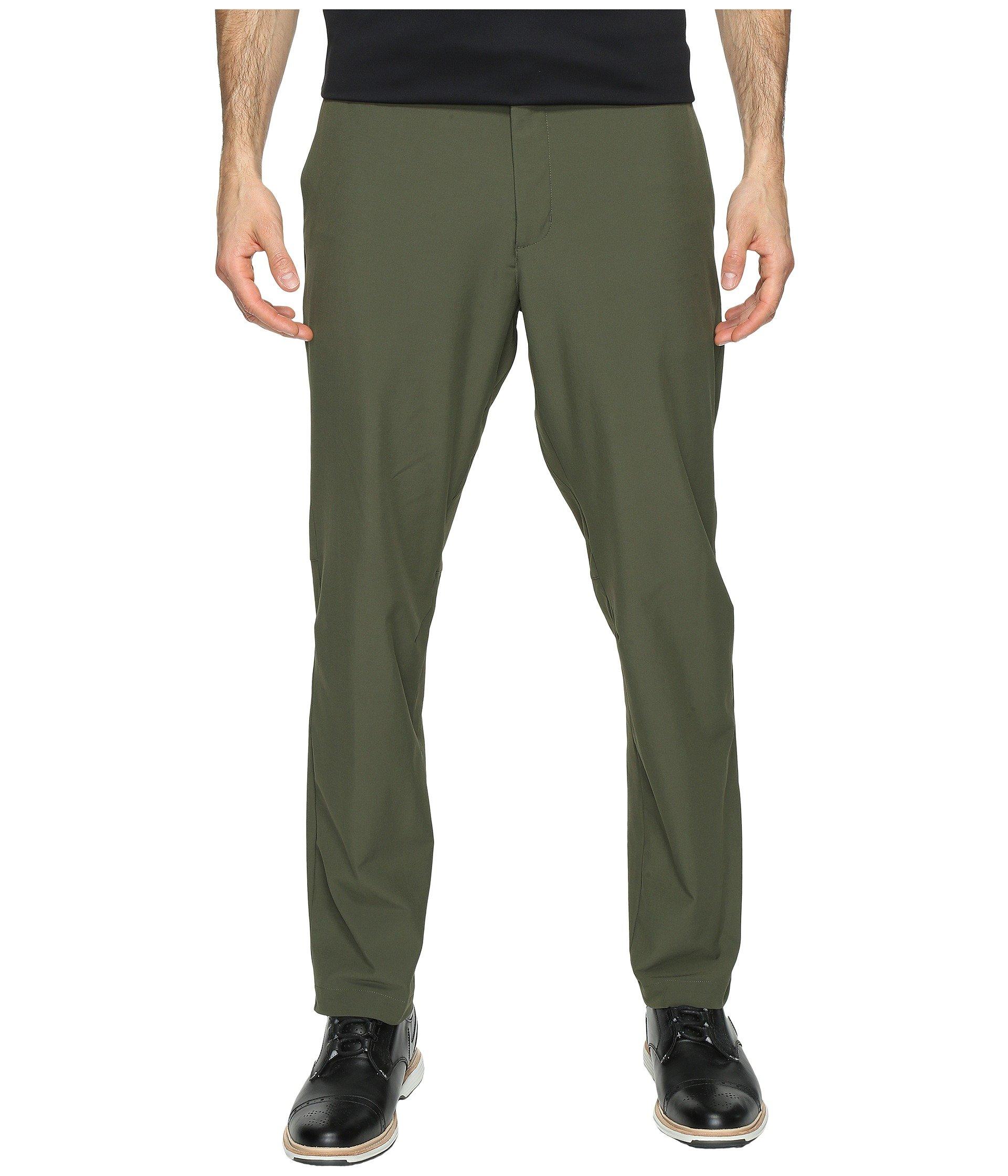 nike tech cargo shorts