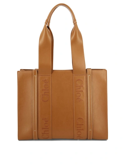 Chloé Woody Medium Leather Tote Bag In Beige