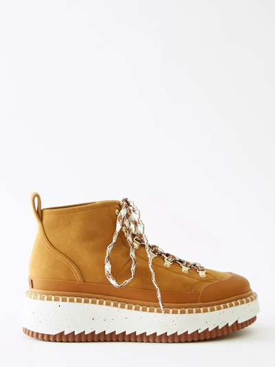 Chloé Lilli Chunky-sole Contrast-laces Leather Boots In Brun