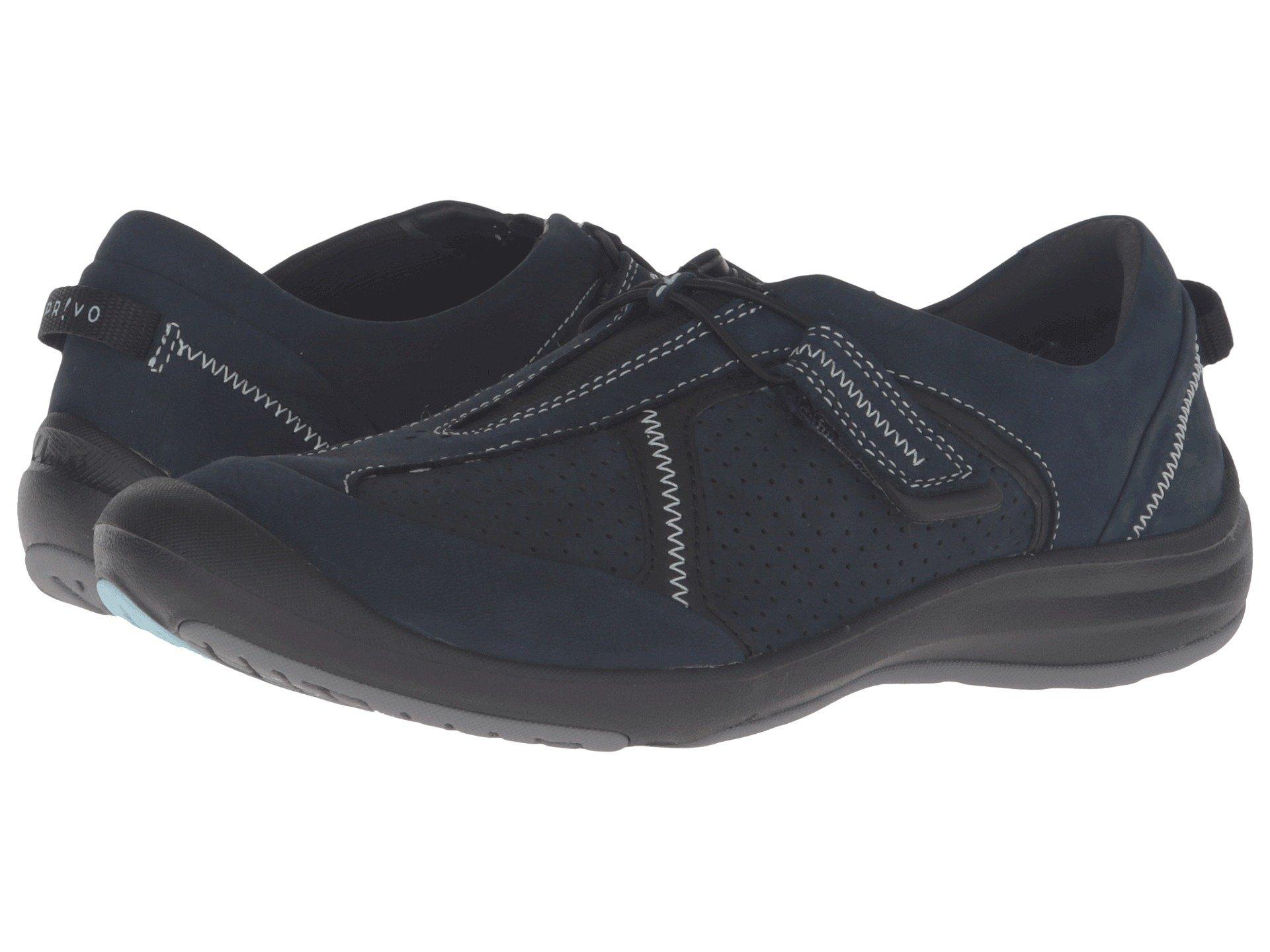 clarks asney slip on