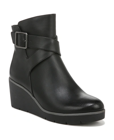 Soul Naturalizer Archer Wedge Booties Women's Shoes In Black Faux Leather