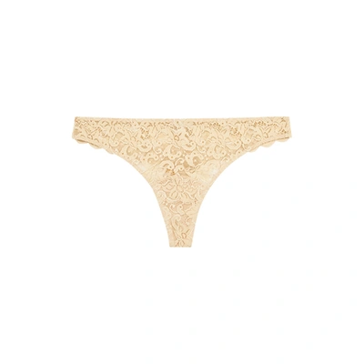 Hanro Luxury Moments Lace Thong In Beige