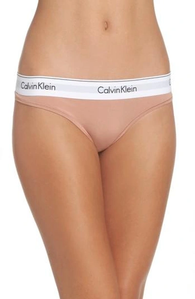 Calvin Klein Logo Thong In Warm Camel