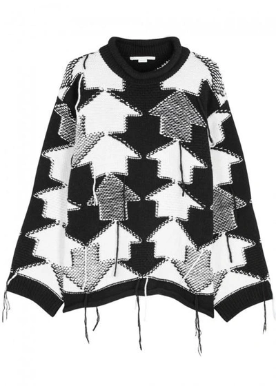 Stella Mccartney Arrow-intarsia Oversized Wool Jumper In Black