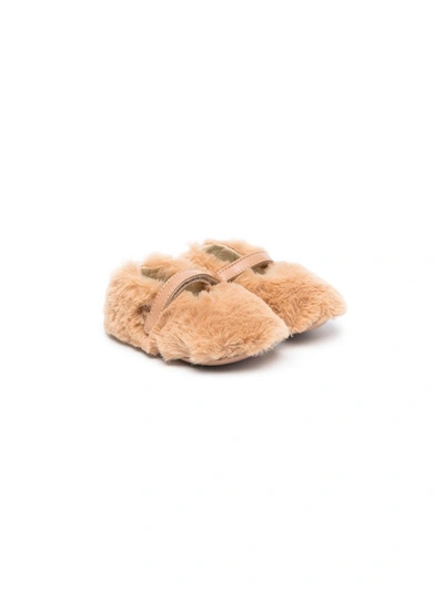 Montelpare Tradition Babies' Faux-fur Touch-strap Shoes In 褐色