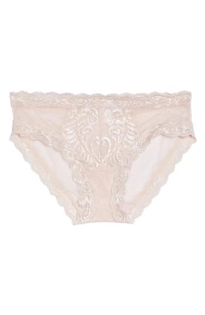 Natori Feathers Hipster Briefs In Shell Shine