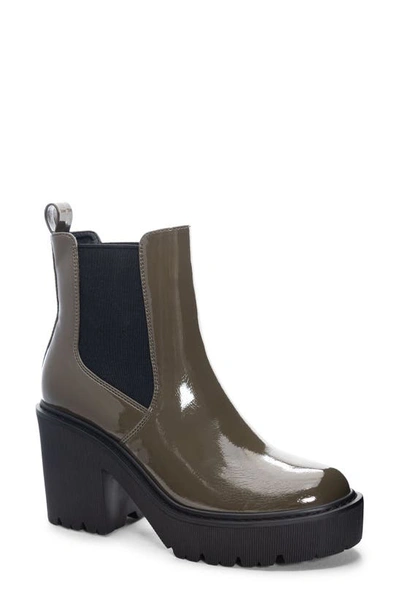 Dirty Laundry Yikes Platform Chelsea Boot In Olive