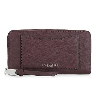 Marc Jacobs Recruit Grained Leather Wallet In Blackberry