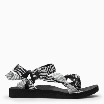 Arizona Love Zebra-print Trekky Sandals In White