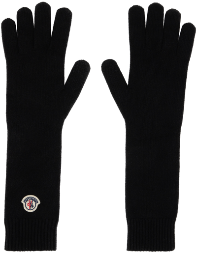 Moncler Logo Patch Gloves In Black