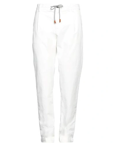 Eleventy Trousers In White