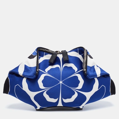 Pre-owned Alexander Mcqueen Blue/white Printed Satin And Leather Medium De  Manta Clutch | ModeSens