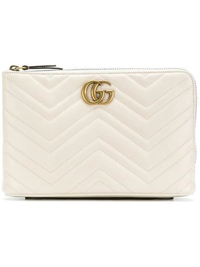 Gucci Gg Marmont Pouch In Bianco