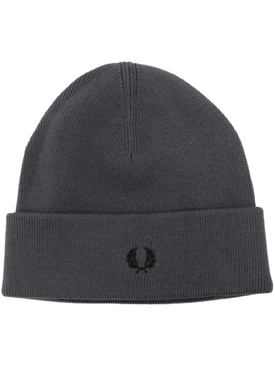 Fred Perry Logo-embroidered Beanie Hat In Grey