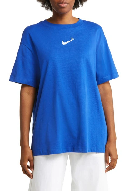 Nike Sportswear Boyfriend Swoosh Logo T-shirt In Blue