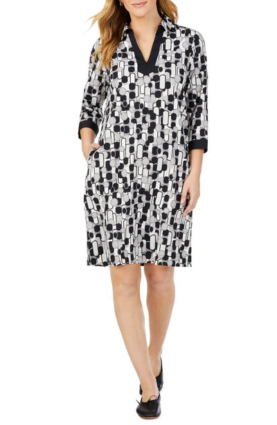 Foxcroft Angel Retro Bubbles Shift Dress In Black