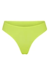 Skims Fits Everybody Mid-rise Stretch-woven Thong In Lime