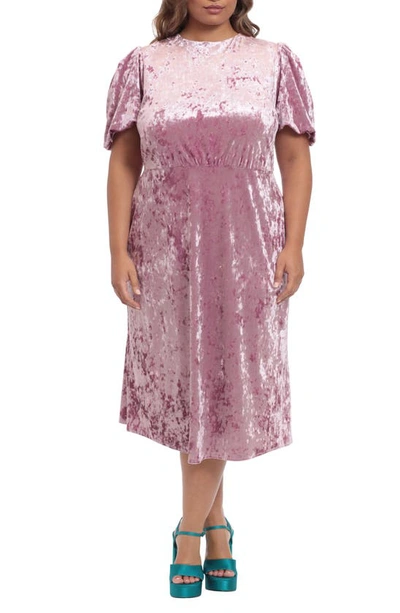 Donna Morgan Velvet Short Sleeve Midi Dress In Grape Nectar