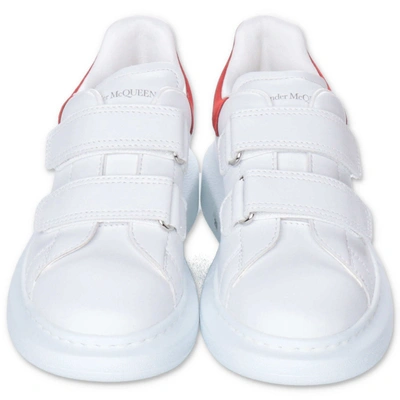 Alexander Mcqueen Trainers Bianche In Pelle Con Velcro In Bianco