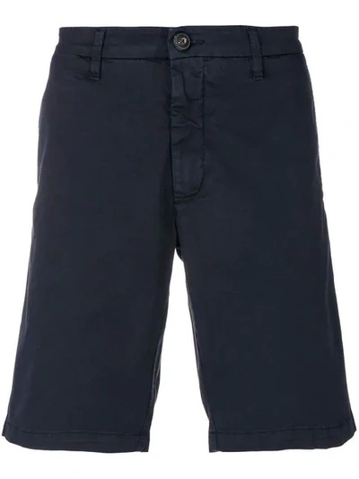 Eleventy Knee-length Chino Shorts In Blue