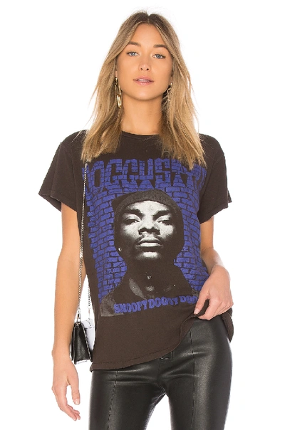 Madeworn Snoop Dogg Doggy Style Tee In Dirty Black