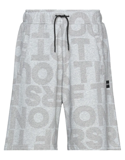 Outhere Shorts & Bermuda Shorts In Grey