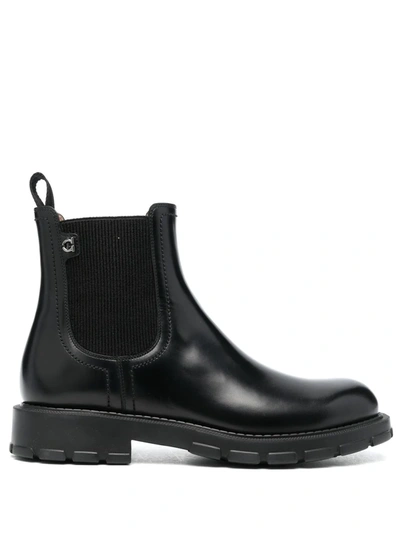 Salvatore Ferragamo Leather Magnum Chelsea Boots In Black