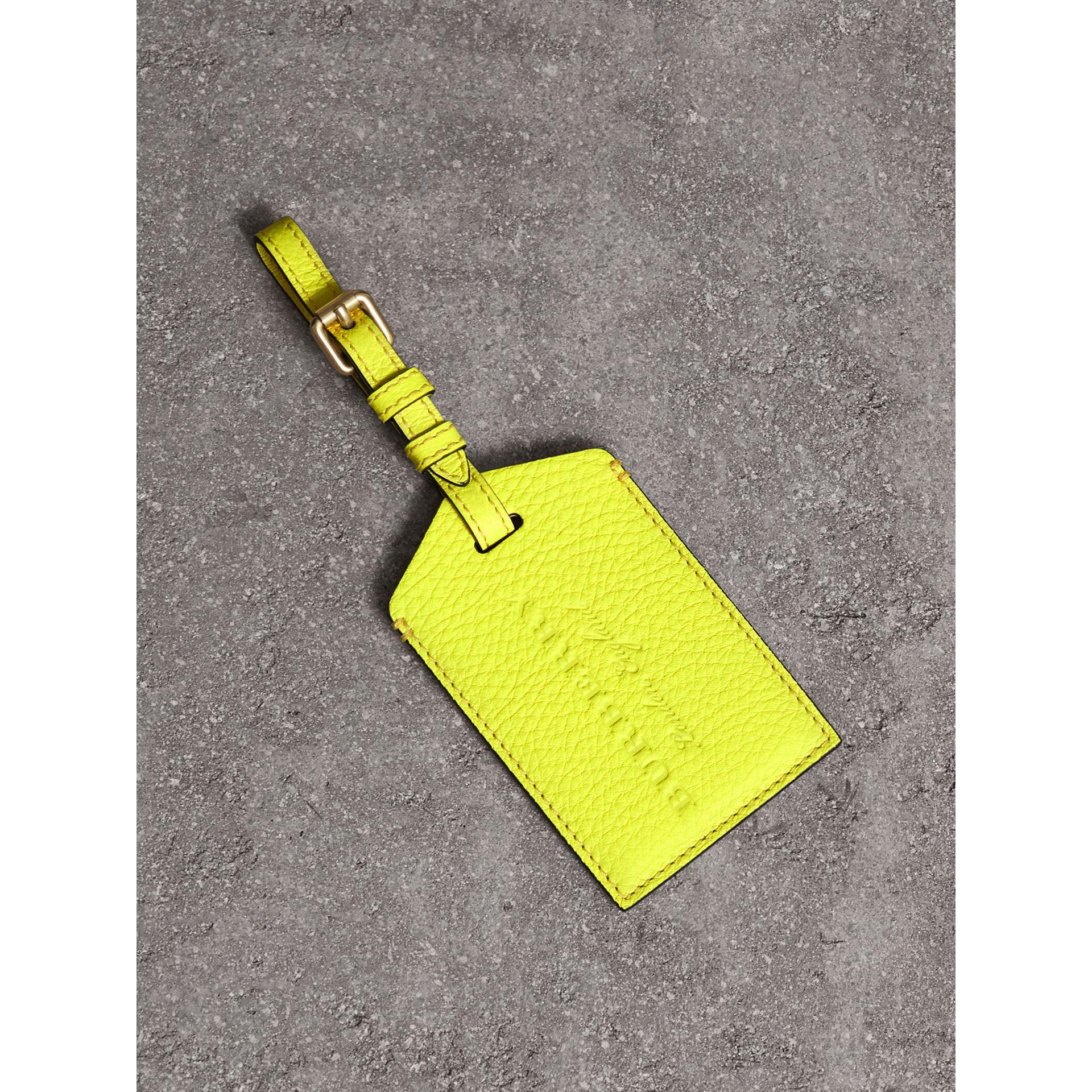 burberry luggage tag