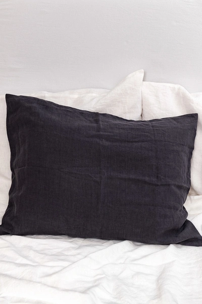 Amourlinen Linen Pillowcase In Charcoal In Grey