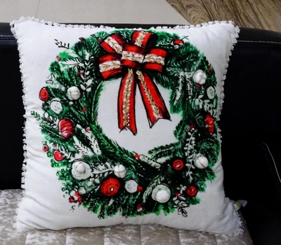Vibhsa Christmas Wearth Holiday Decorative Pillow In Multi